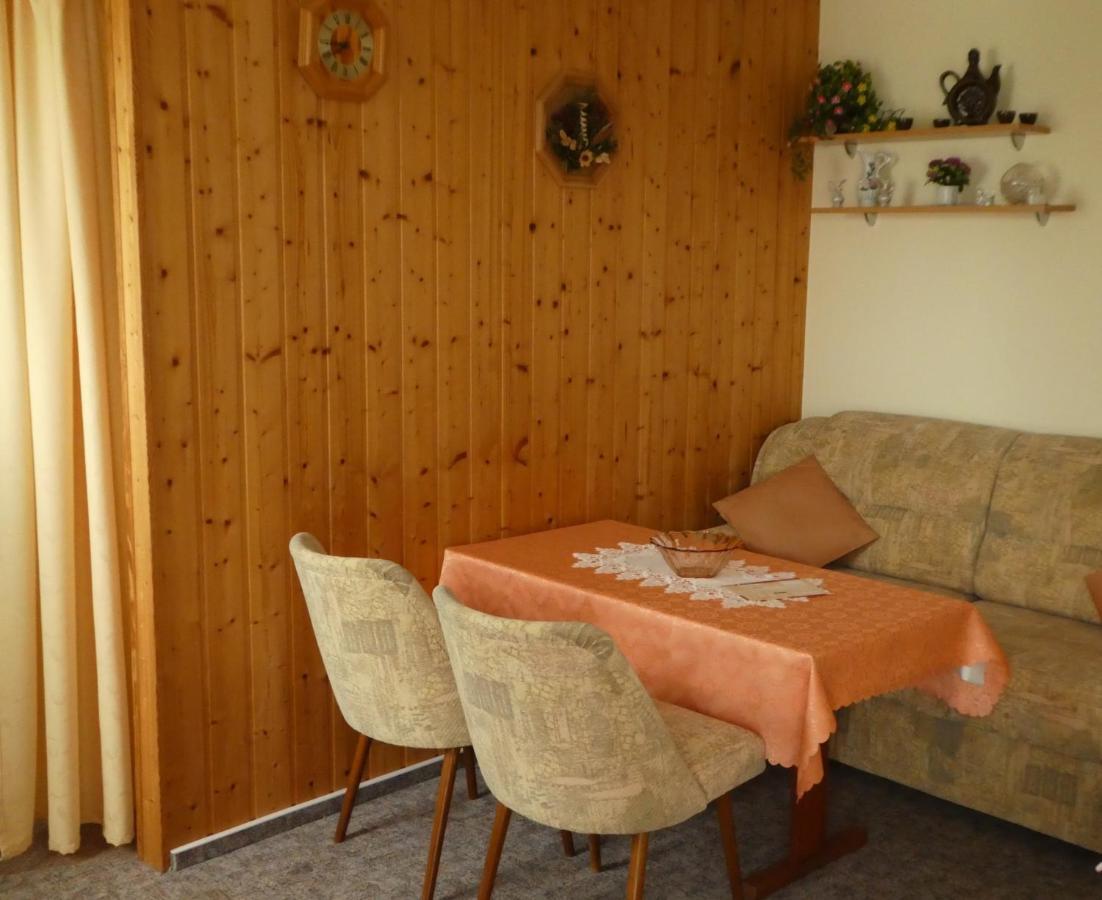 Ferienhaus May Зебниц Екстериор снимка